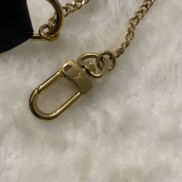 Authentic LV Mini Pochette in Damier Ebene - Picture 4 of 7